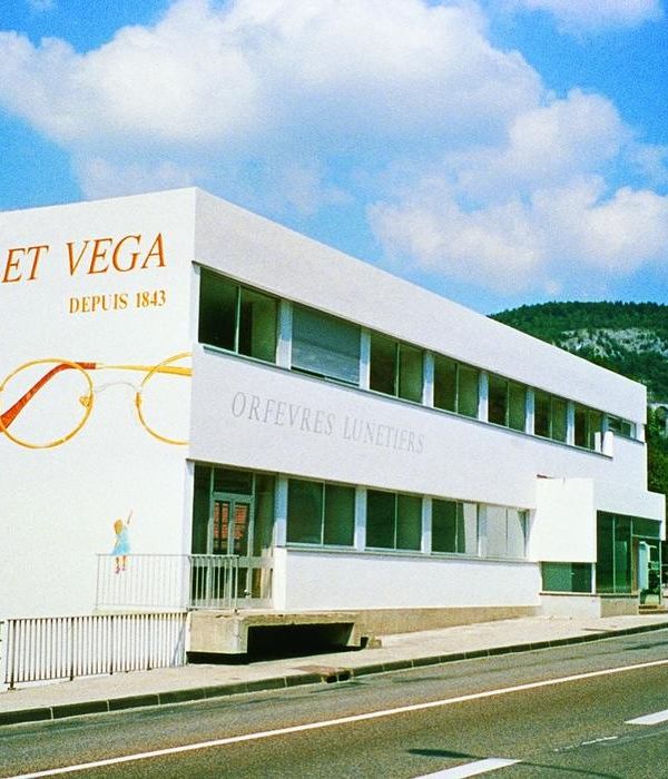 Vuillet Vega